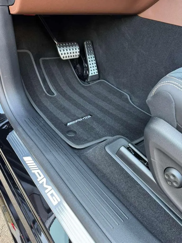 AMG interior floor mats and sill deep cleaned